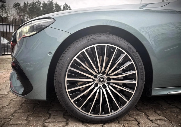 Mercedes-Benz Klasa E cena 412700 przebieg: 5, rok produkcji 2023 z Głuchołazy małe 137